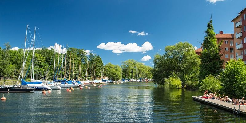 Visite guidée en bateau du canal de l'hôtel de ville de Stockholm