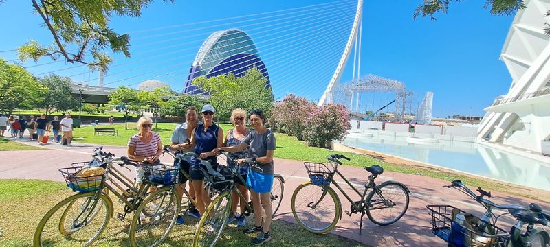 Visite de Valence en vélo de 2 heures jusqu'à la Cité des Arts et des Sciences