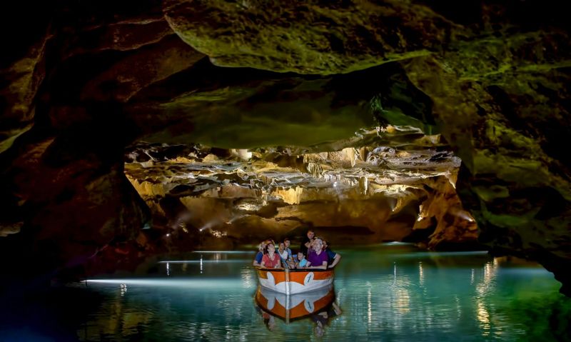 Visite guidée des grottes de San José avec promenade en bateau au départ de Valence
