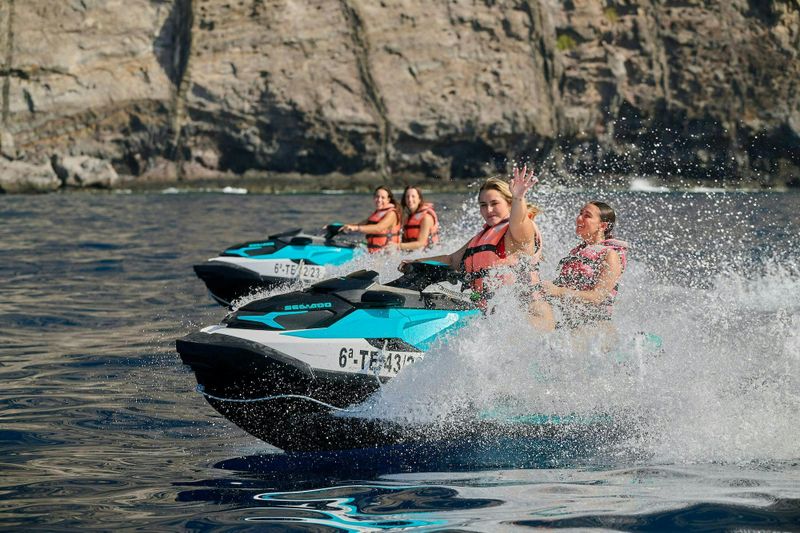 Excursion guidée en jet ski le long des falaises de Los Gigantes à Tenerife