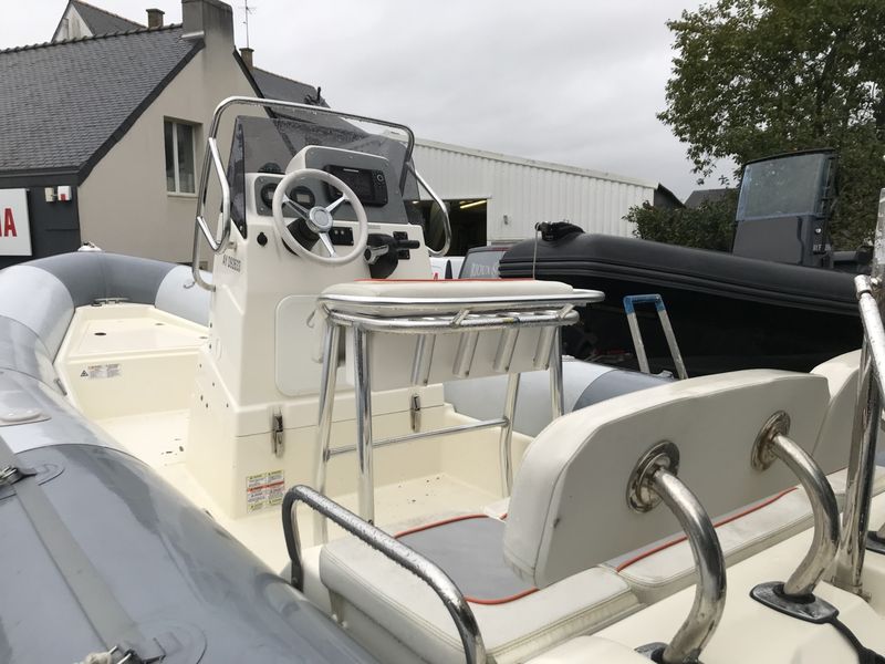 Billet Location de bateau - Zodiac Pro 650 (Semi-rigid)