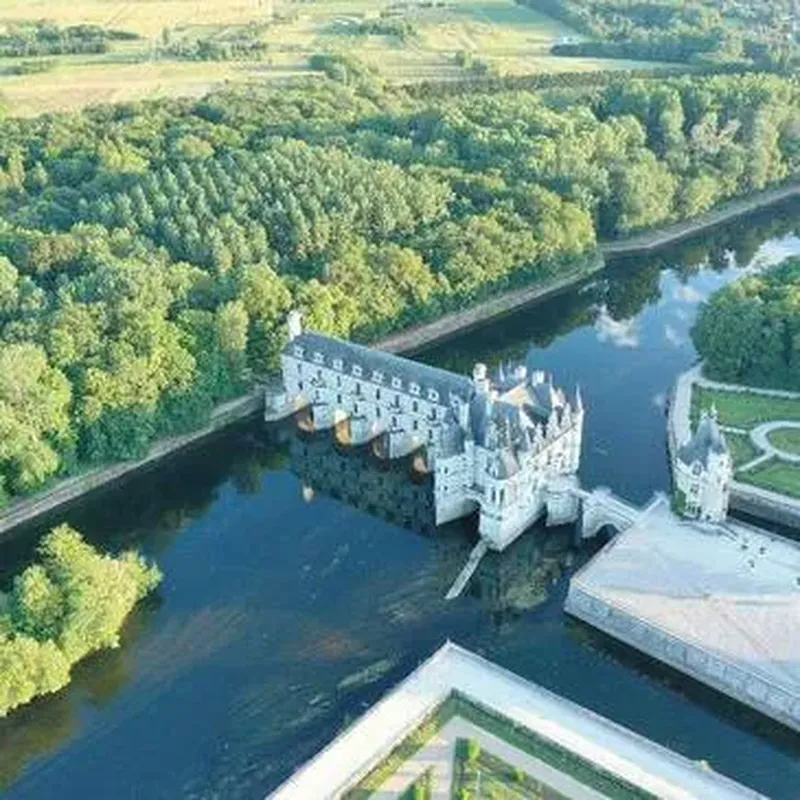 Visite des Châteaux de Chambord et Chenonceau avec Déjeuner