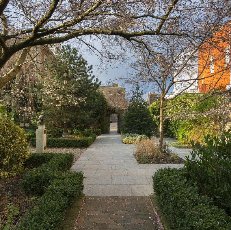 Accès anticipé : Visite du château de Dublin et du Livre de Kells