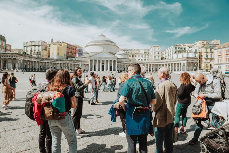 Naples : Visite guidée du Palais Royal et de la zone monumentale