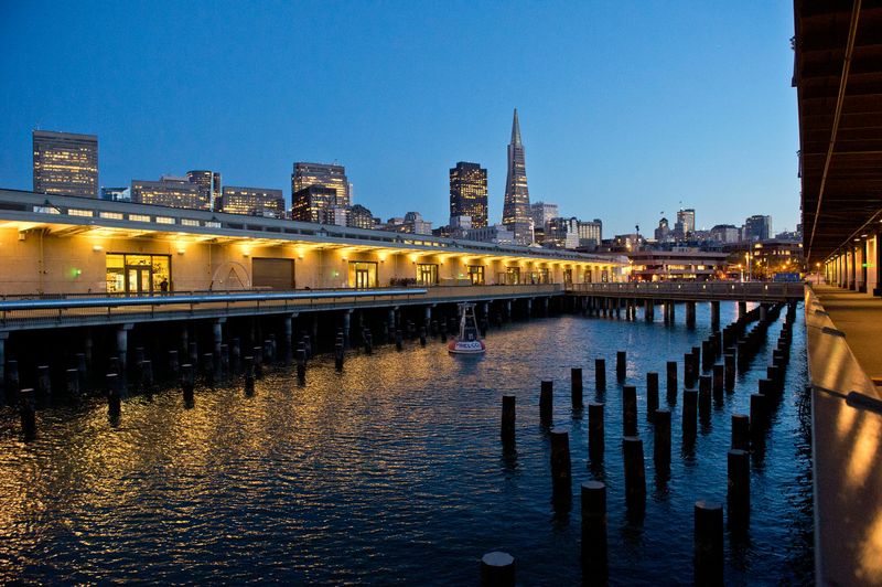 Sautez la ligne : les jeudis de l'Exploratorium après la tombée de la nuit (18+) Entrée