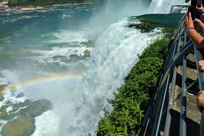 Chutes du Niagara en 1 jour : visite des côtés américain et canadien