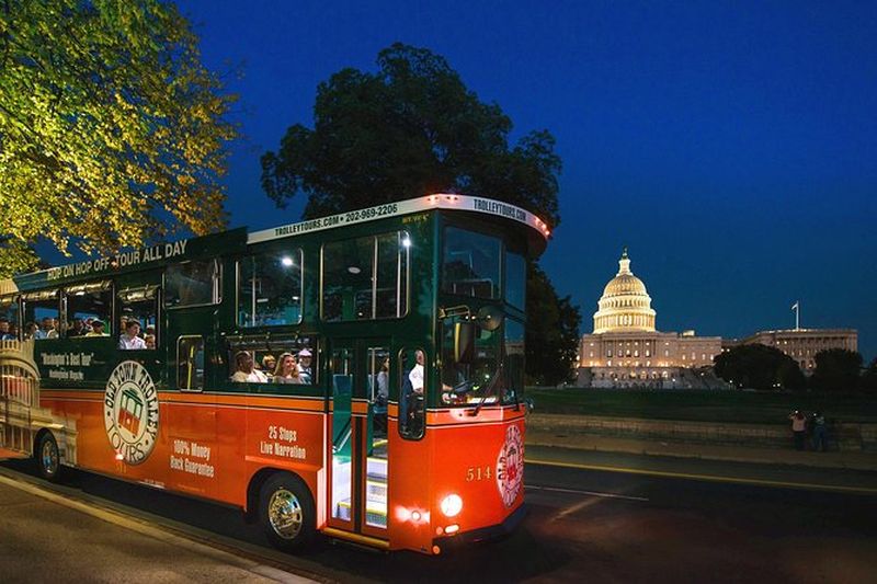 Excursion Monuments by Moonlight en tramway à Washington DC