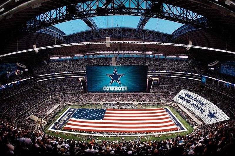 Visite du stade des Cowboys de Dallas en petit groupe avec transport