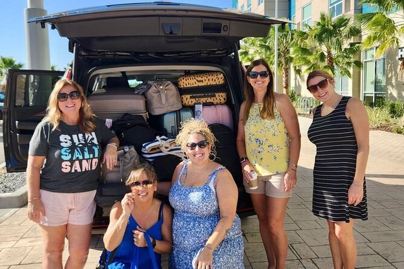 Transfert privé de l'aéroport d'Orlando au complexe touristique Disney