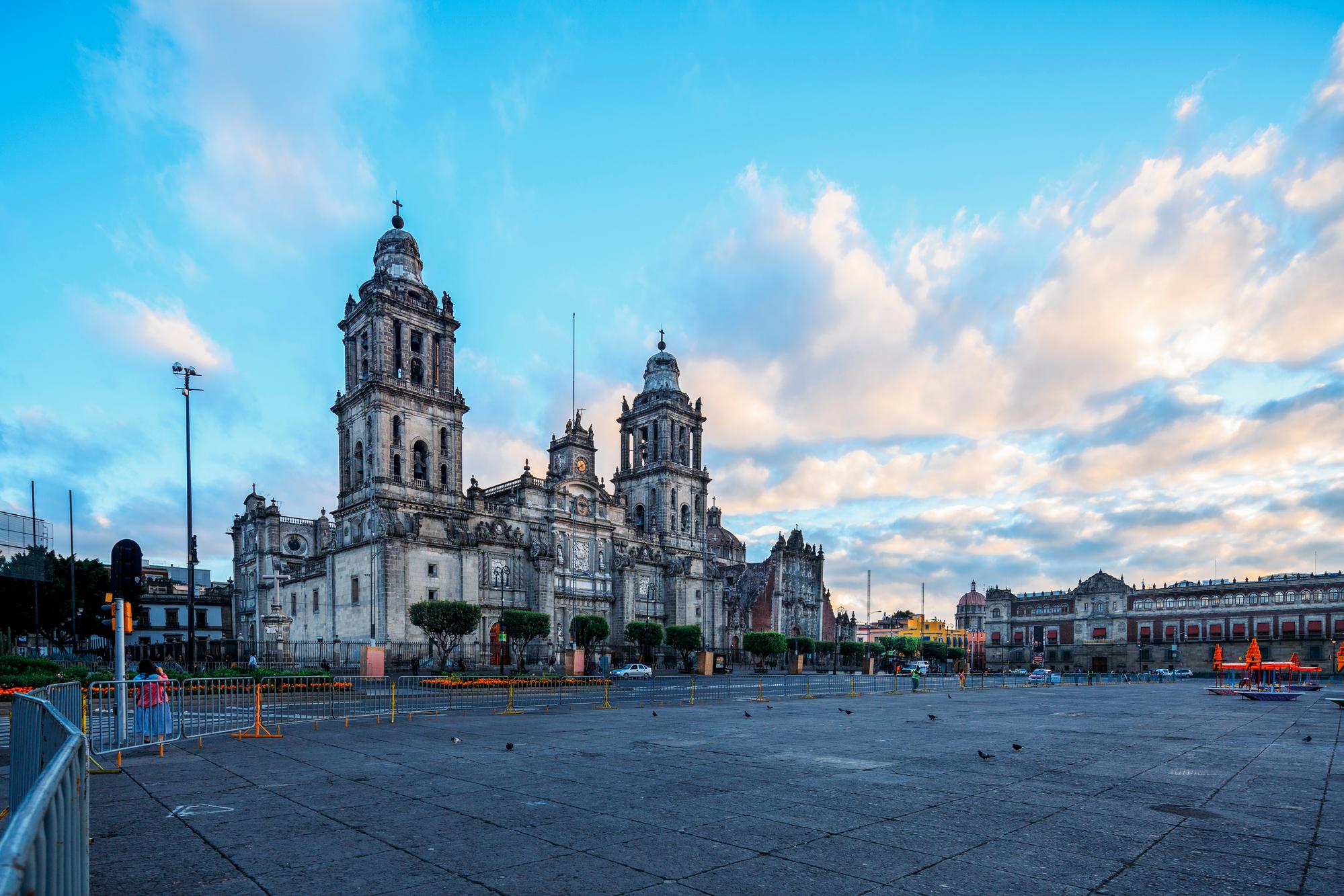 Place de la Constitution (Zócalo)