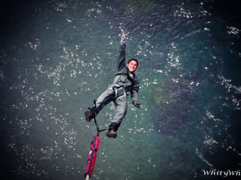 Billet Saut à l'élastique dans les Gorges du Tarn près de Millau (107 mètres)