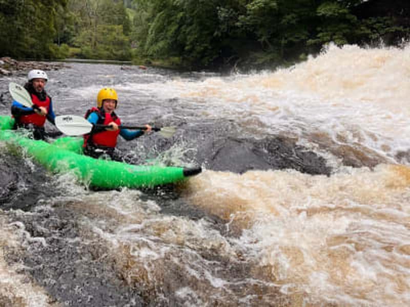 Billet Descente en kayak raft sur la rivière Leven à Kinlochleven, près de Fort William