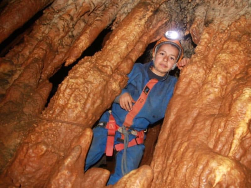 Spéléologie à proximité des Vans (07)