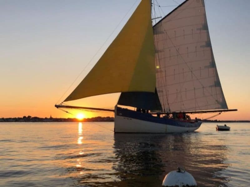 Billet Coucher du soleil en voilier dans la Baie de Quiberon (56)