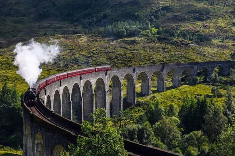 Billet Au départ de Glasgow : train à vapeur Jacobite et circuit dans les Highlands