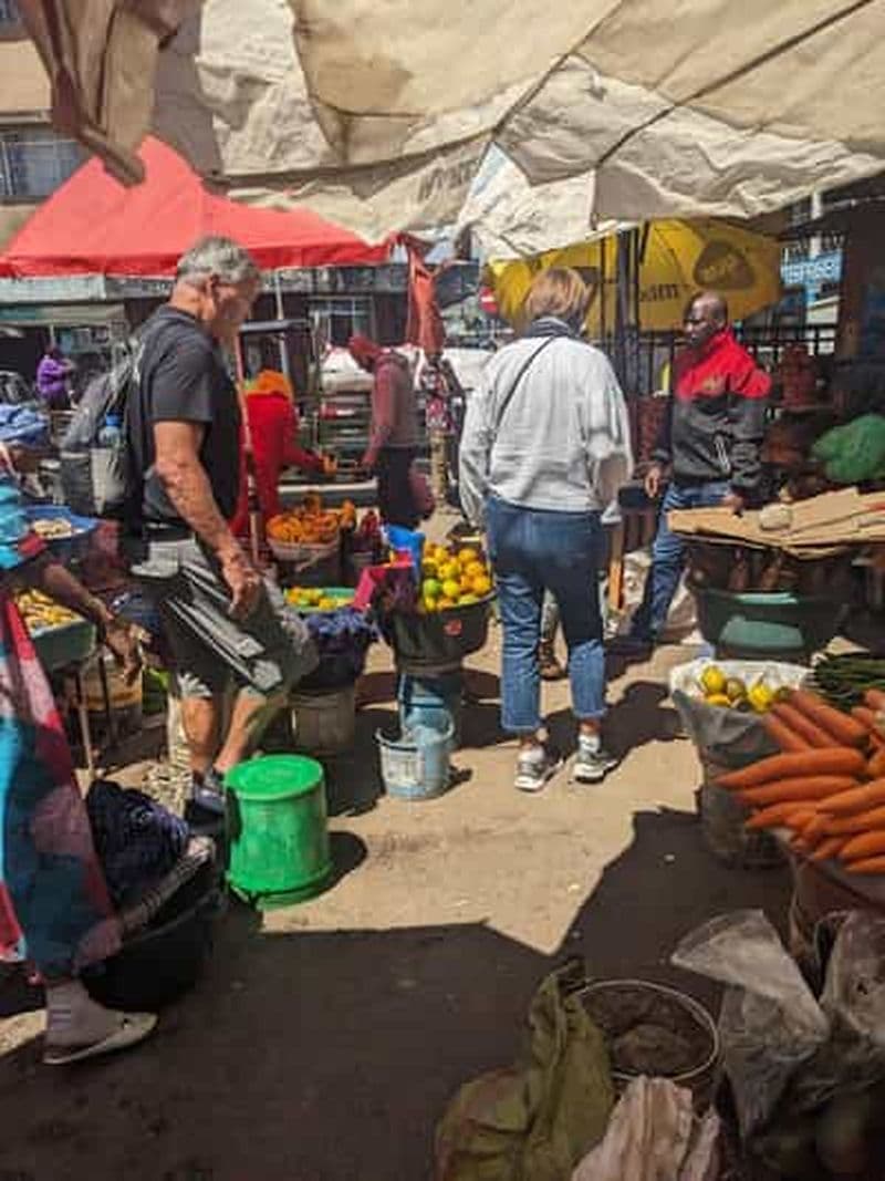 Arusha : cours de cuisine traditionnelle tanzanienne et visite culinaire du marché alimentaire