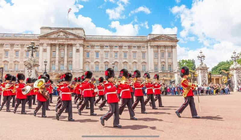 Billet Londres : la relève de la garde et le palais de Buckingham