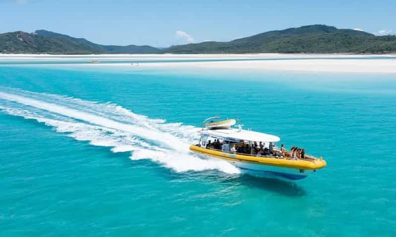 Billet Whitsunday : Excursion dans les îles Whitsunday avec plongée en apnée et déjeuner