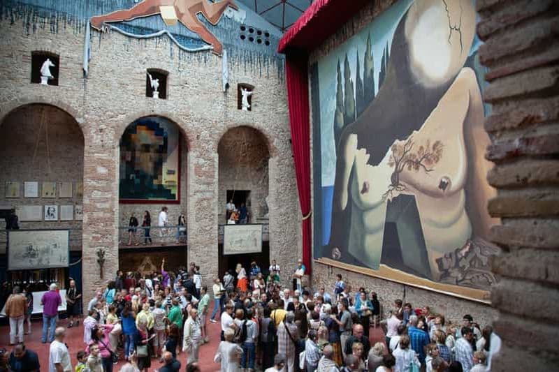 Billet Sur mesure au départ de Barcelone : Visite du musée et de la maison natale de Dali