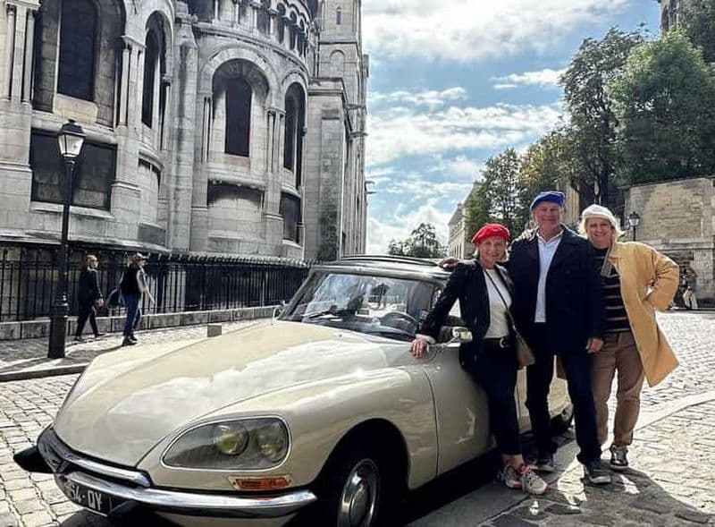 Billet Vintage Car Paris Tour : L'emblématique Citroën DS à toit ouvert