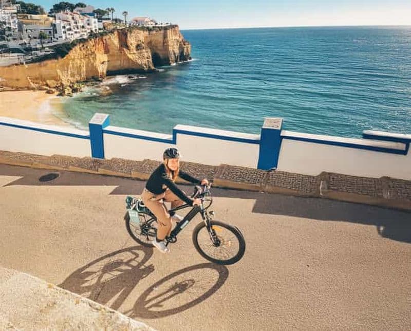 Billet Ferragudo et Carvoeiro : Visite privée en e-bike