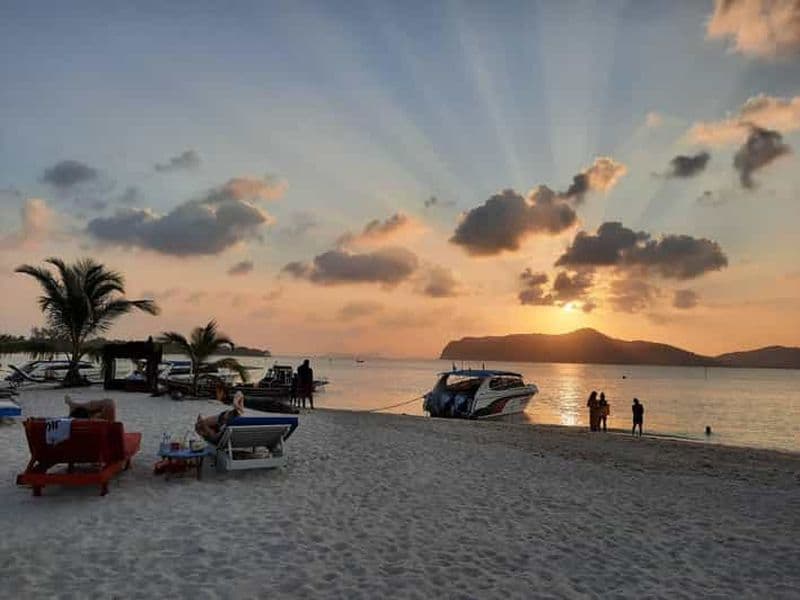 Billet Koh Samui : coucher de soleil à Pig Island et plongée avec tuba à Koh Tan avec dîner