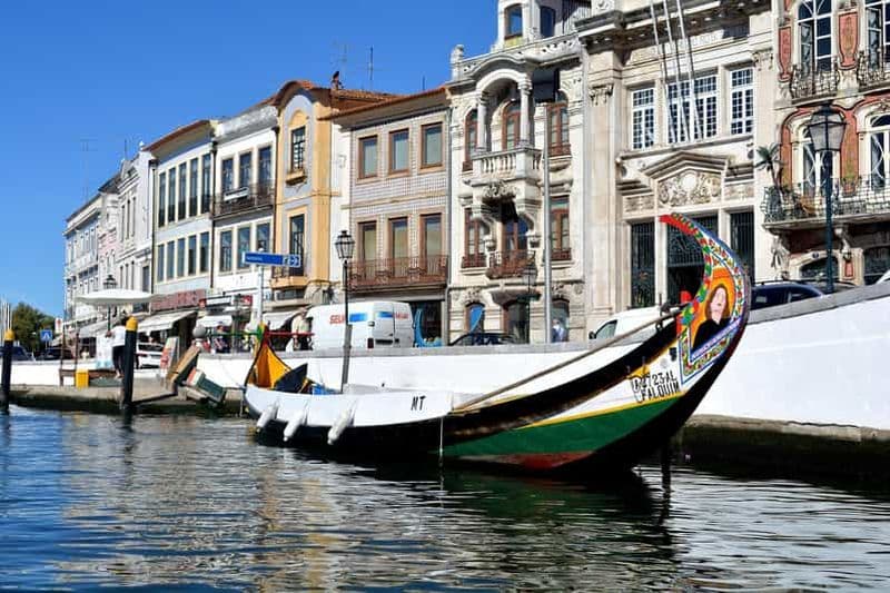 Excursion au départ de Lisbonne : Aveiro, Coimbra, Conímbriga et le palais de Bussaco