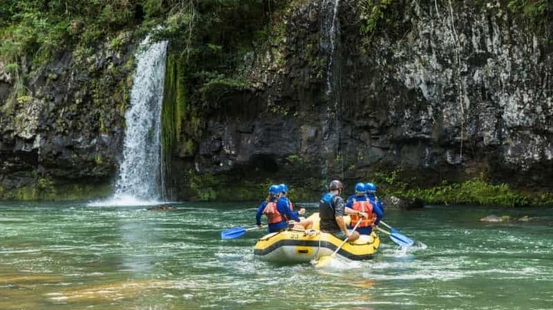 Billet Journée complète de rafting en eaux vives au départ de Cairns ou Mission Beach
