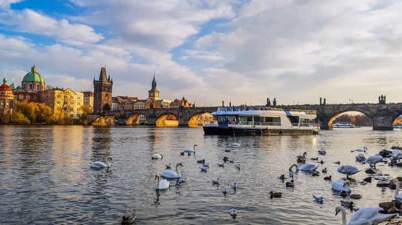Billet Prague : Croisière touristique sur la rivière Vltava