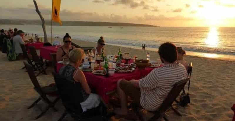 Bali : Melasti, Dreamland Beach et Jimbaran Seafood, excursion d'une journée