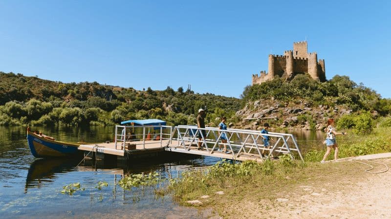 Au départ de Lisbonne : Tomar, couvent du Christ et château d'Almourol