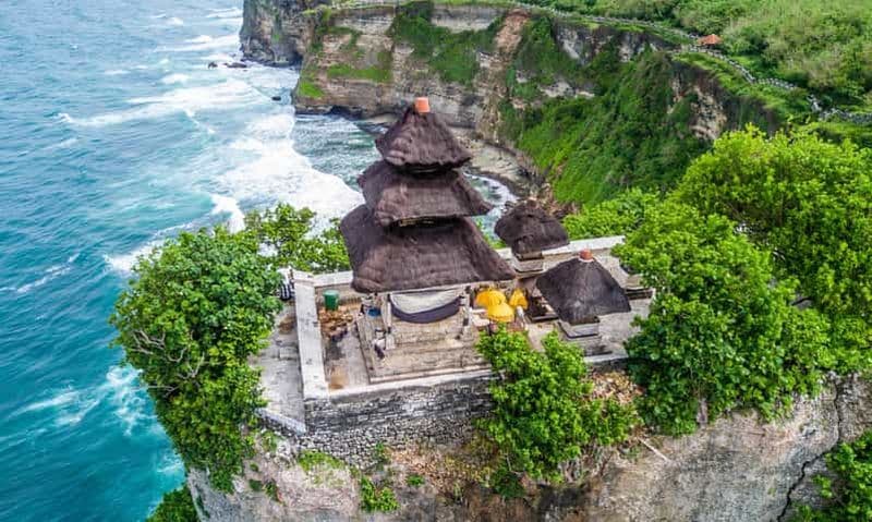 Bali : Temple d'Uluwatu, GWK et plage de Padang - visite d'une jounée