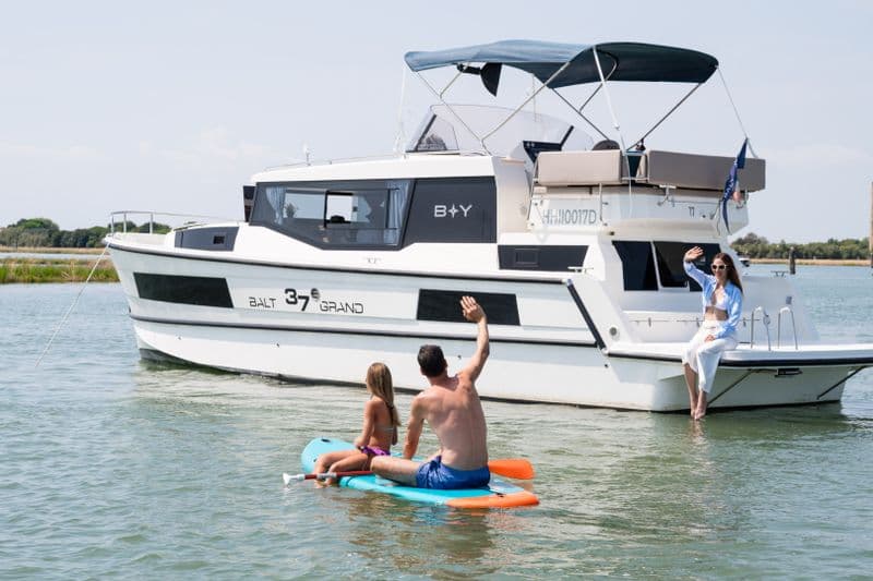 Billet Location de bateau - Balt-Yacht Grand 37 (Barge)