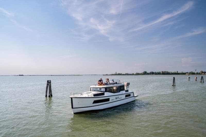 Billet Location de bateau - Balt-Yacht Grand 37 (Barge)