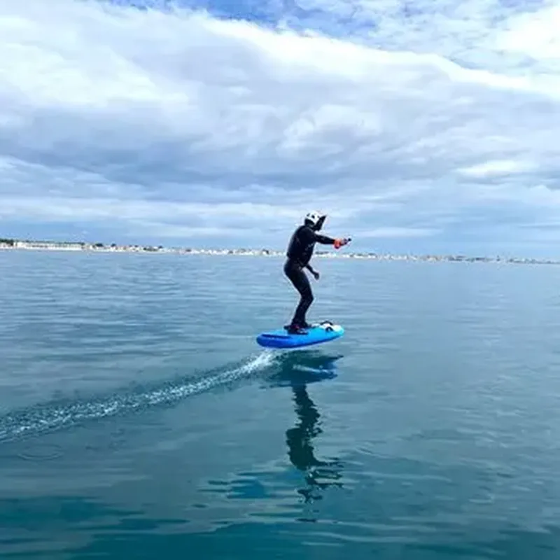 Billet Initiation au Surf Electrique à Foil à Palavas les Flots