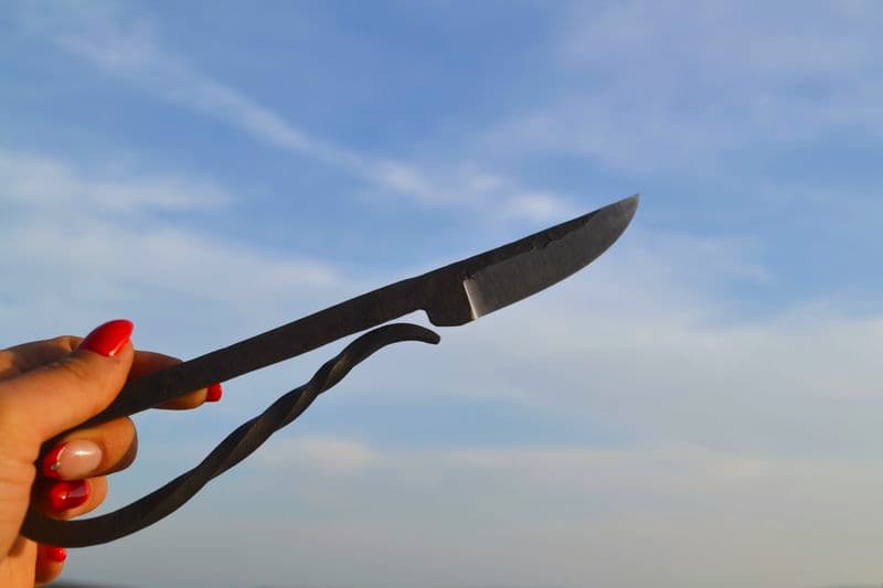 Billet Forgez votre couteau de type médiéval sur un jour