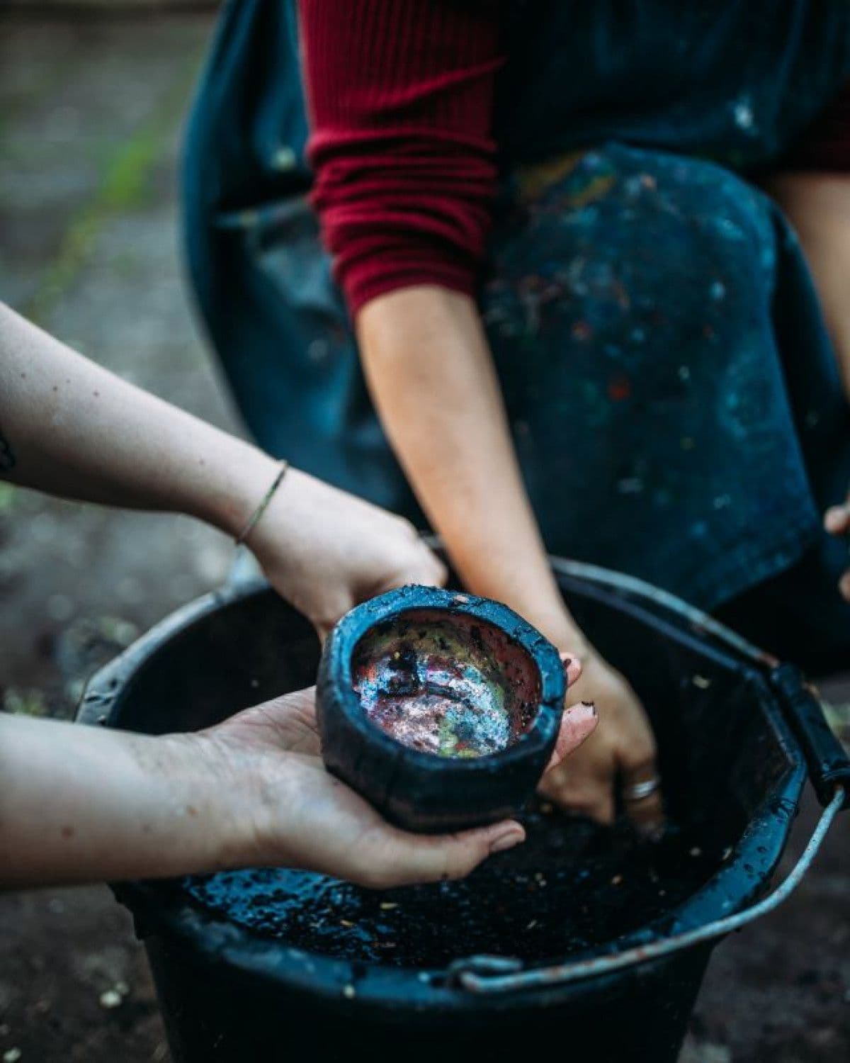 Découvrez le modelage et la cuisson raku - 2J