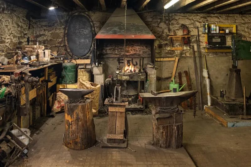 Billet Forgez votre couteau brut de forge sur un jour